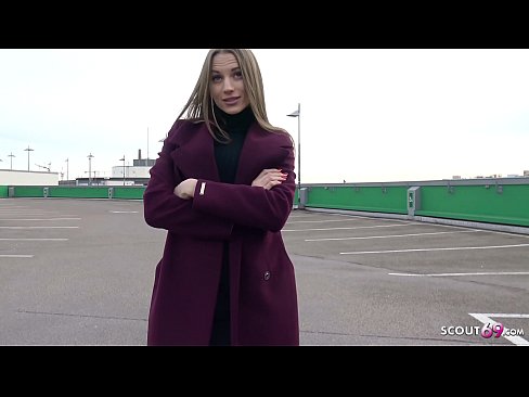 ❤️ OLHEIRO ALEMÃO É UM BOI COMOVENTE DE SONHO, AVISADOR DE ESTACIONAMENTO E SEXY POR DINHEIRO Porno russo em nós ❤